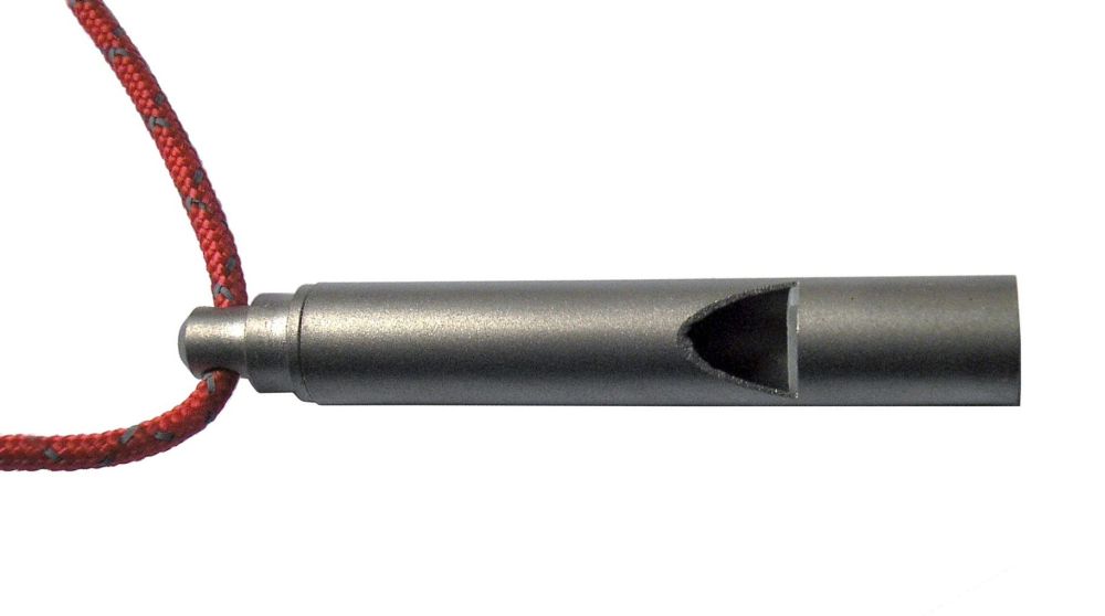 Titanium Emergency Whistle Soellaart.nl